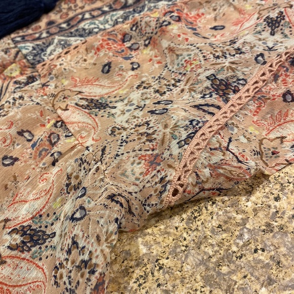 Knox Rose Pink or Peach Lightweight Top Blouse With Tassels Small - Picture 9 of 13